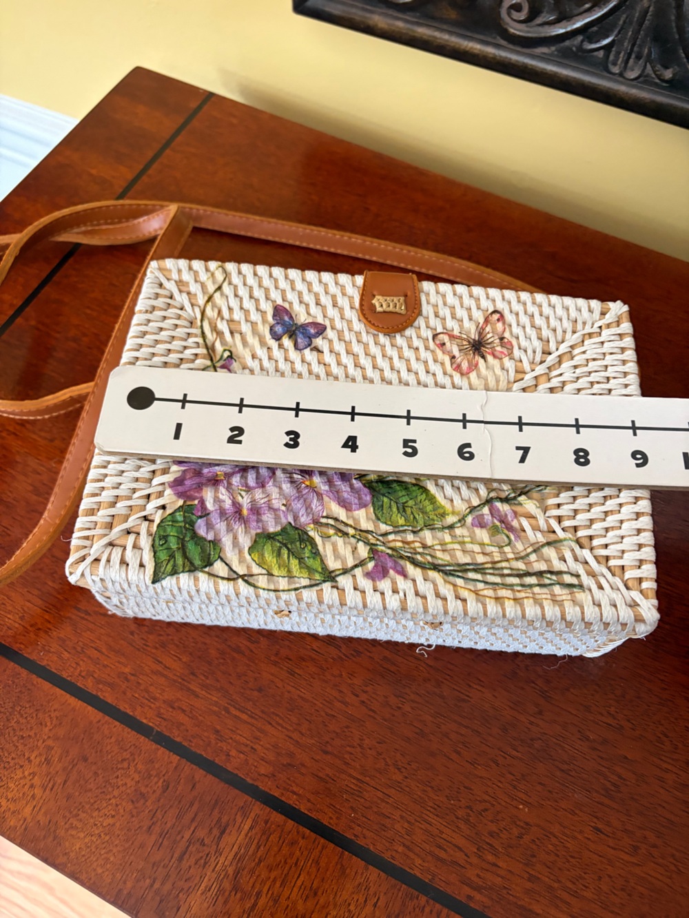 Handmade Woven Rattan Floral Butterfly Crossbody Bag - Picture 6 of 8